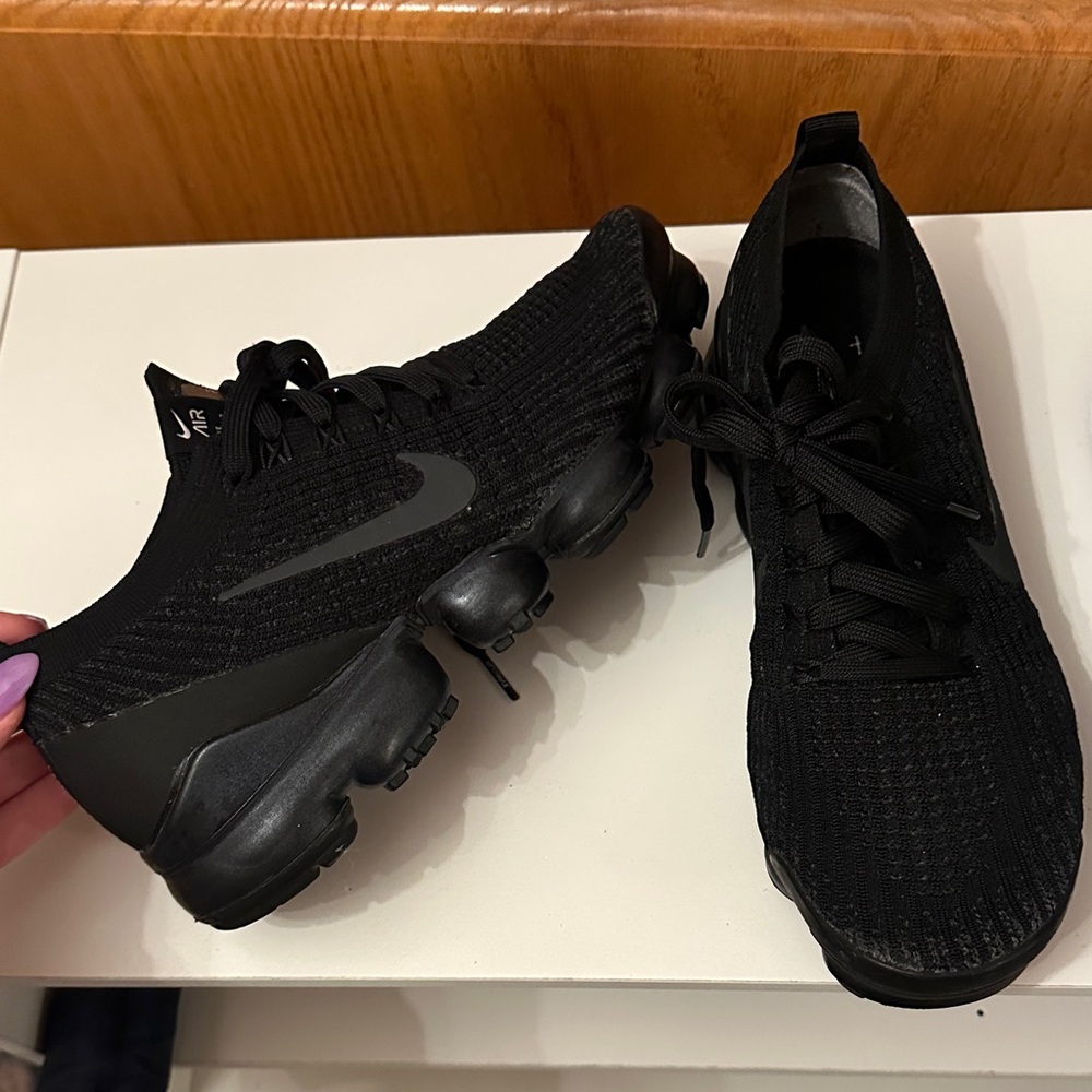 Black Nike Vapormax Sneakers